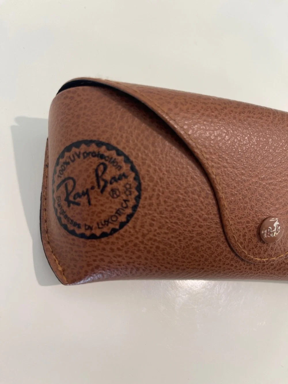 Ray-Ban Brown Textured Leatherette Sunglasses Case